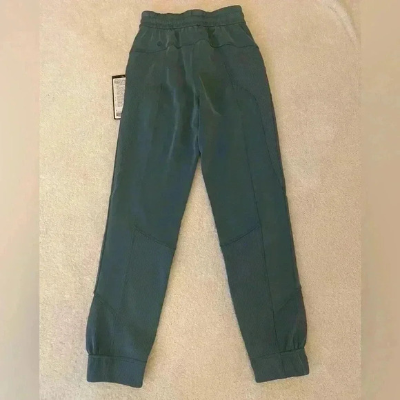 Lululemon Brushed Softstreme Ribbed HR Jogger Pants 0 - Picture 3 of 4
